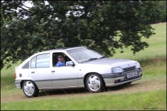festival_of_the_unexceptional_vauxhall_astra_4